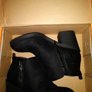 Boot heels